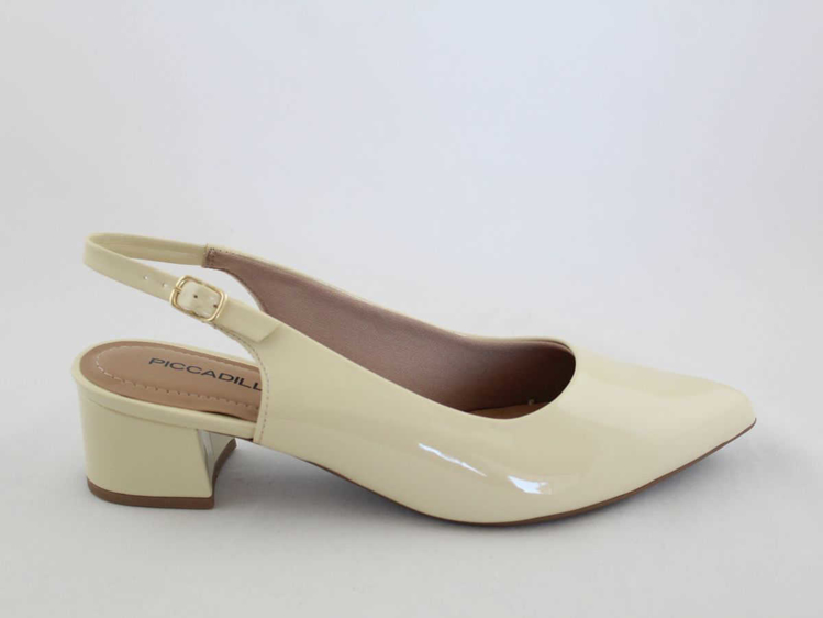 Obrázek z Piccadilly 739021-16 Dámské sandály na podpatku béžové 