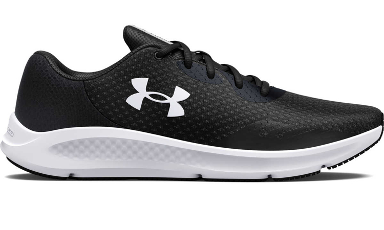 Obrázek z Under Armour UA Charged Pursuit 3-BLK Pánské boty černo / bílé 