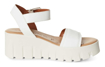 Obrázek z Tamaris 1-28712-42-117 Dámské sandály na klínku bílé 