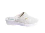 Obrázek z Dámské zdravotní pantofle na klínku v bílé barvě 