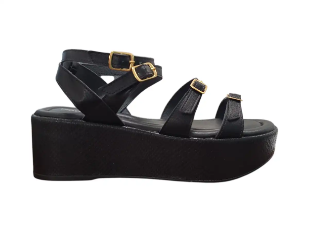 Obrázek z Piccadilly 485002-9 Dámské sandály na klínku černé 